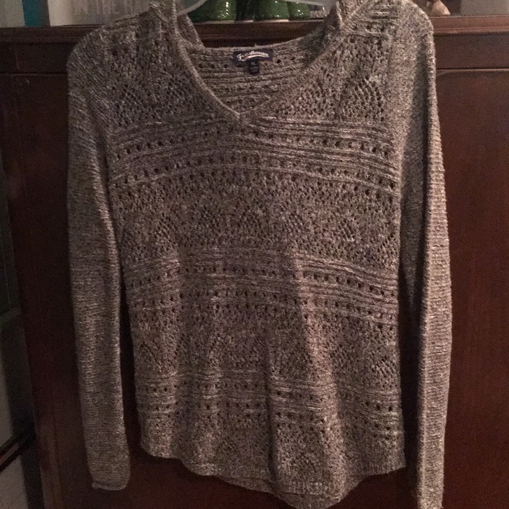 Oversized vneck sweater